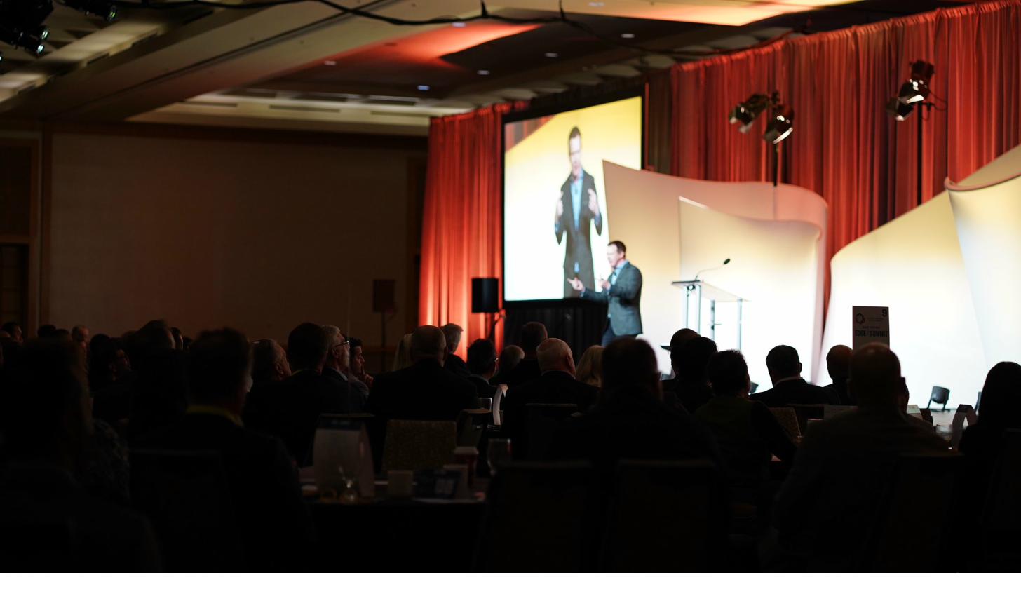 Curt Steinhorst dramatic stage moment